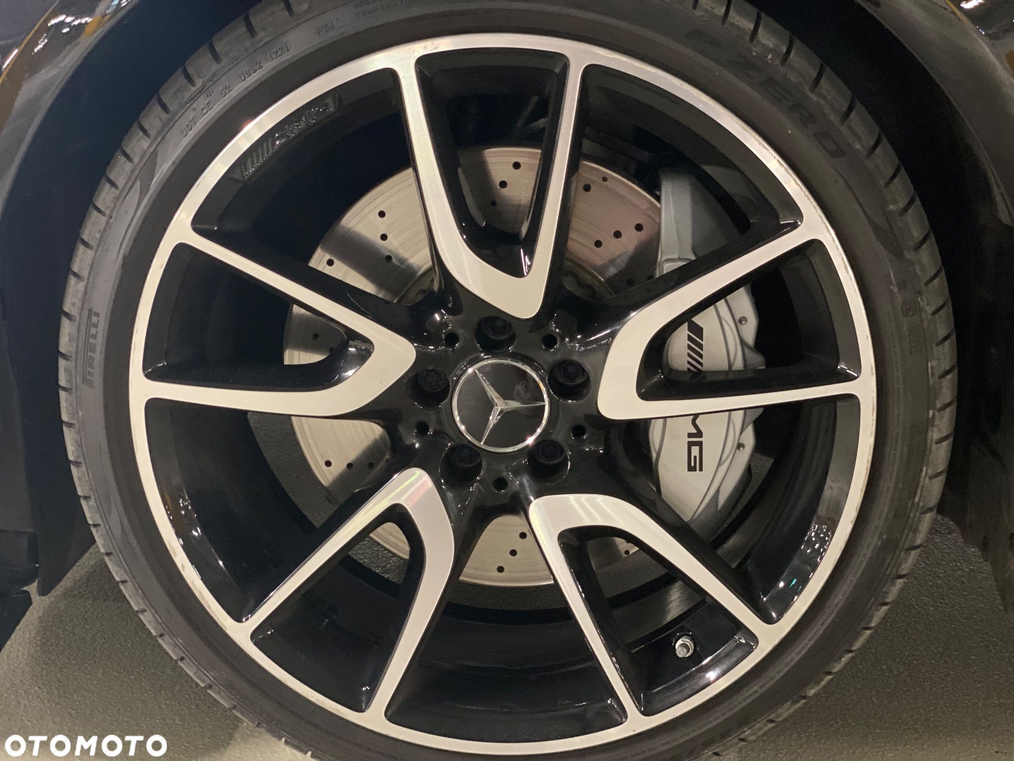 Mercedes-Benz Klasa E AMG 53 Coupe 4-Matic+ 9G-TRONIC - 15