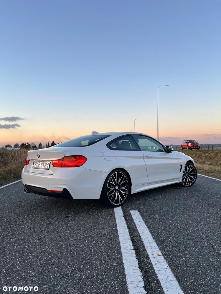 BMW Seria 4 425d M Sport - 9
