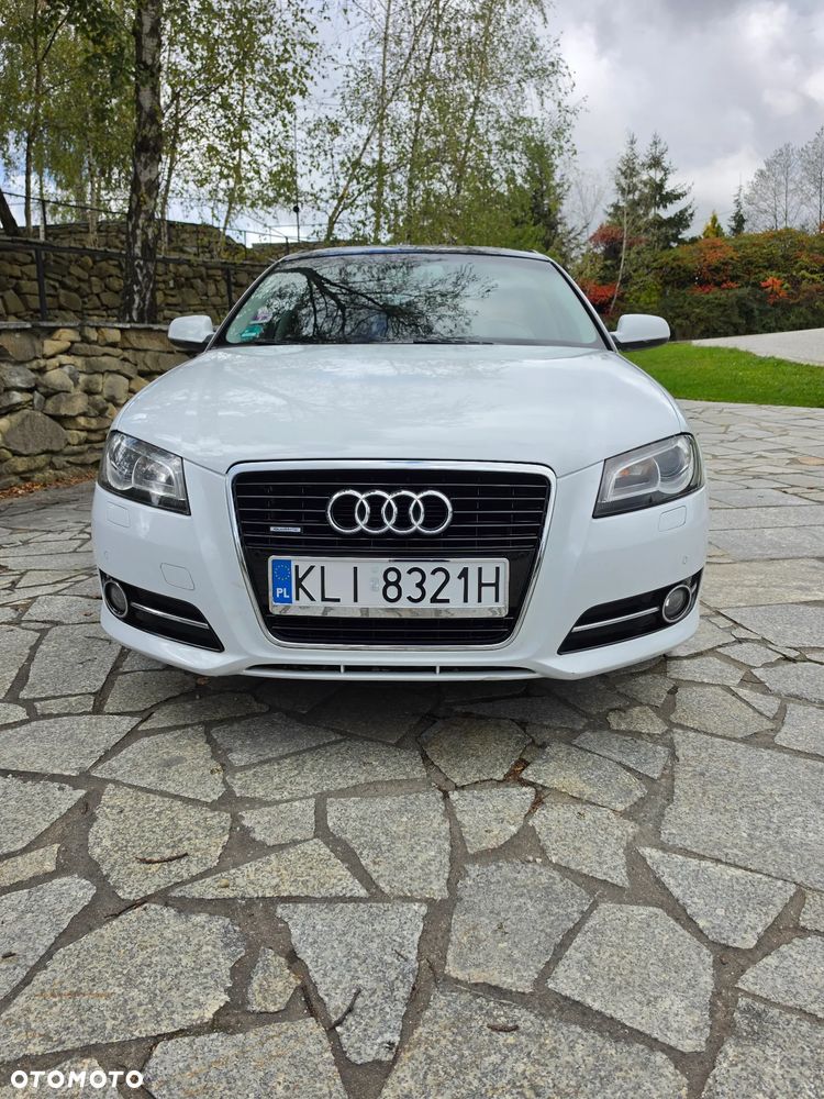 Audi A3 Sportback 2011 photo 3