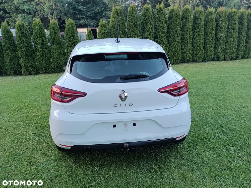 Renault Clio - 7