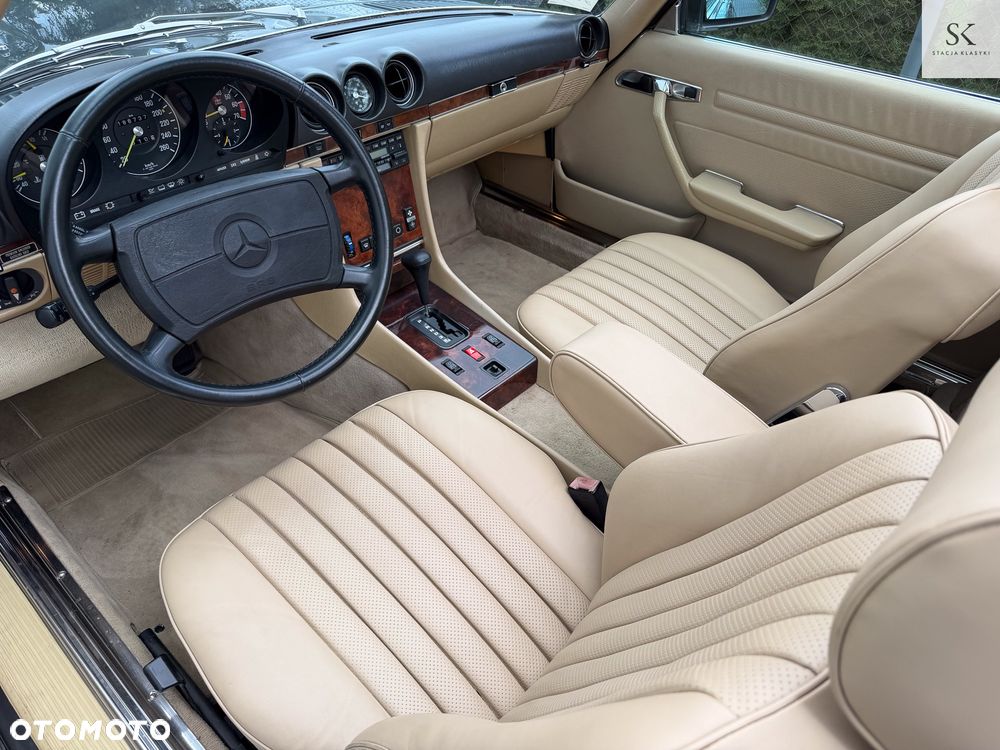 Mercedes-Benz SL - 16