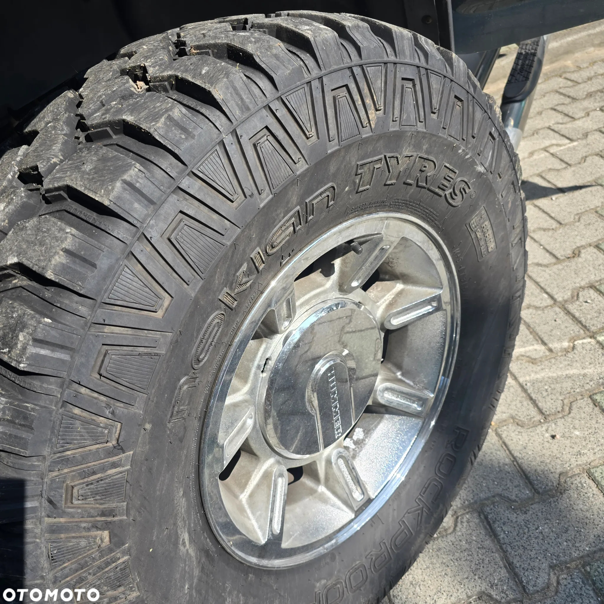 Hummer H2 6.0 V8 - 13