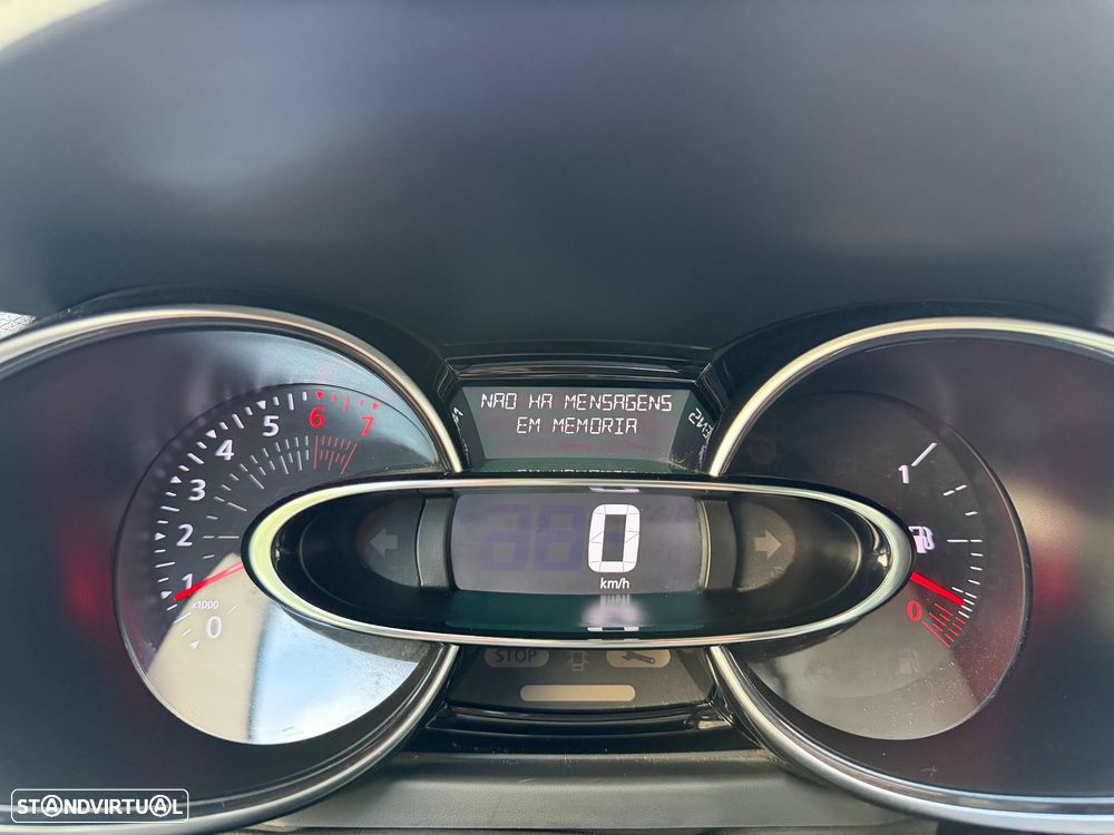 Renault Clio 0.9 TCe Limited - 19
