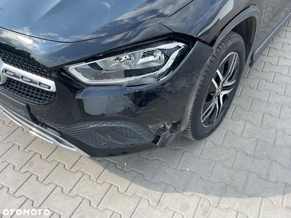Mercedes-Benz GLA 200 7G-DCT Edition 1 - 7