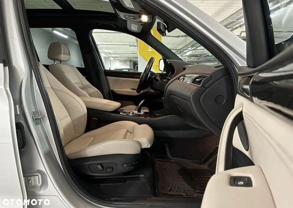 BMW X3 28i xDrive - 19