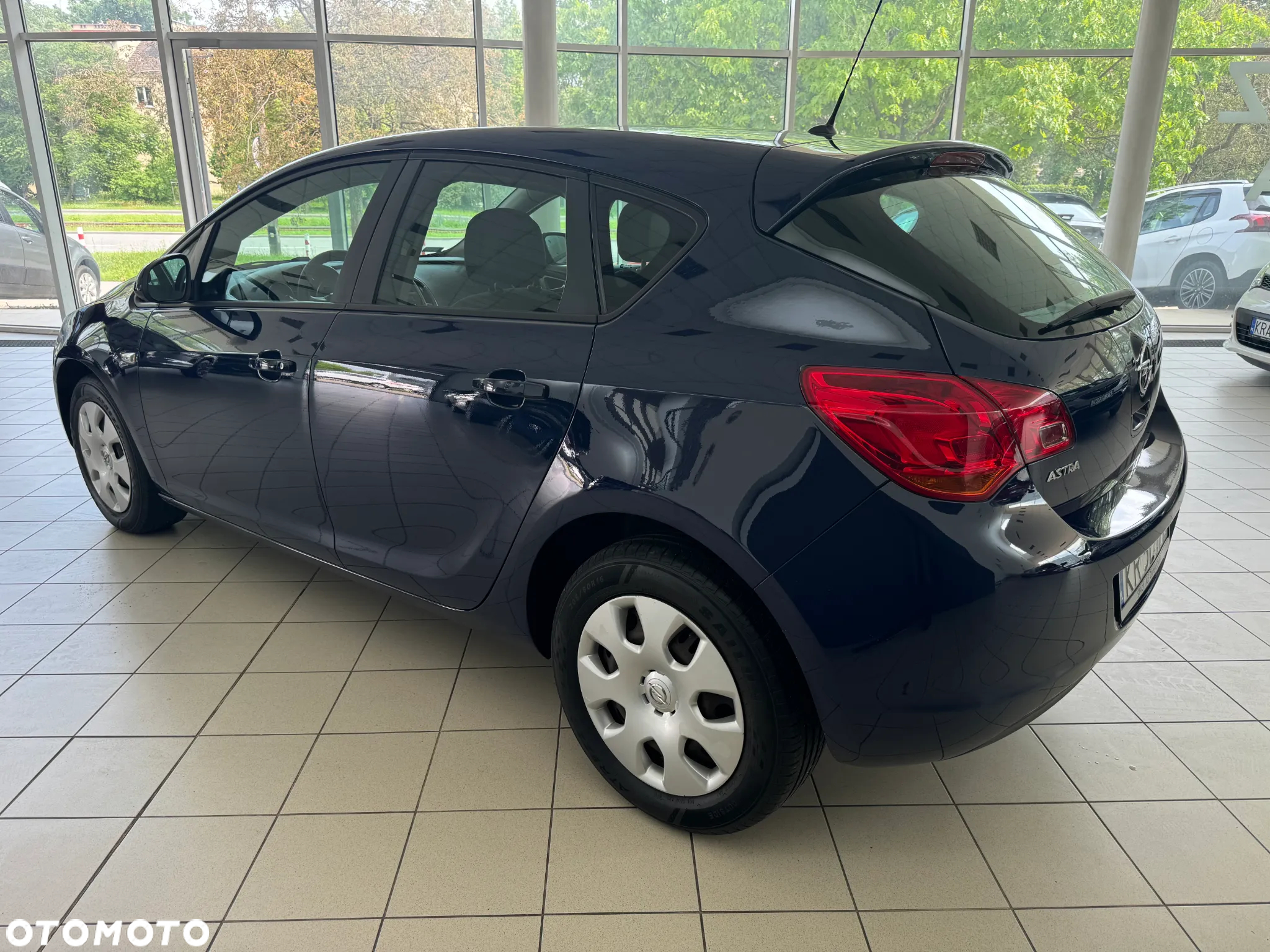 Opel Astra IV 1.6 Enjoy - 9