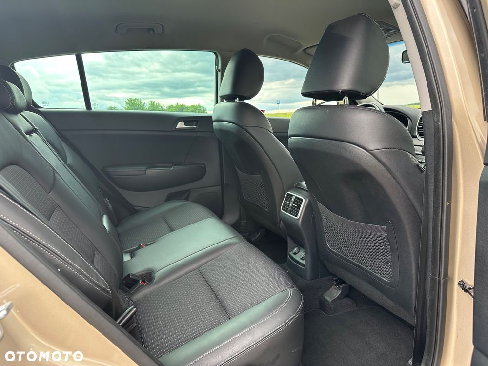 Kia Sportage 1.6 GDI L Business Line 2WD - 10