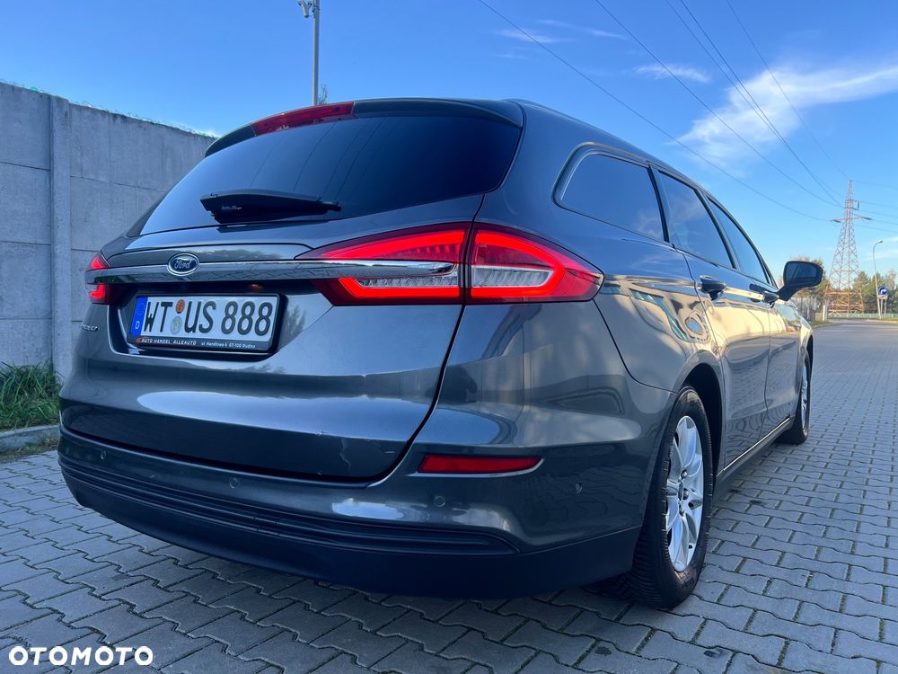 Ford Mondeo SW - 11