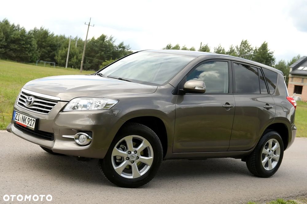 Toyota RAV4 - 3
