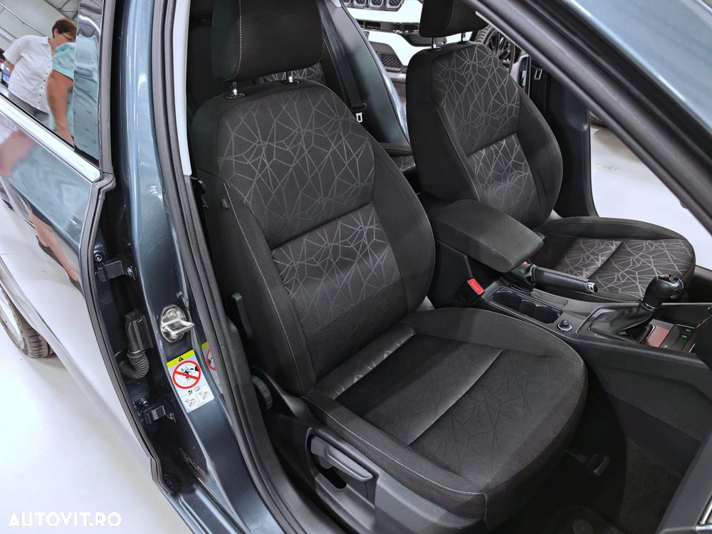 Skoda Octavia 2.0 TDI DSG Clever - 10