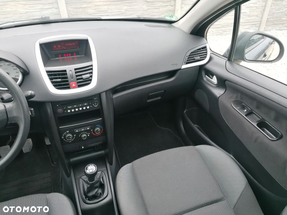 Peugeot 207 75 Tendance - 14