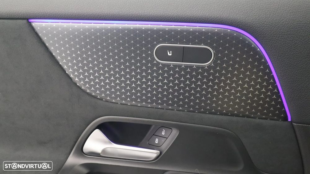 Mercedes-Benz GLA 200 d AMG Line - 18