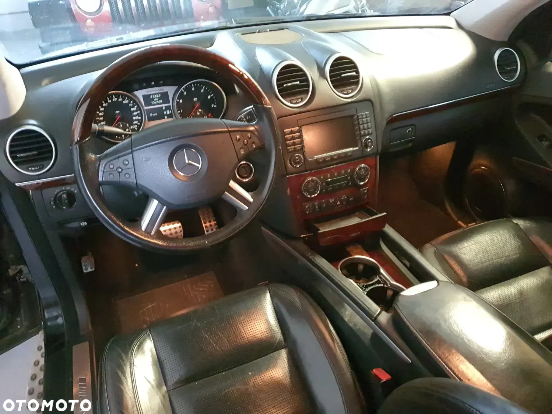Mercedes-Benz ML 63 AMG 4-Matic - 15