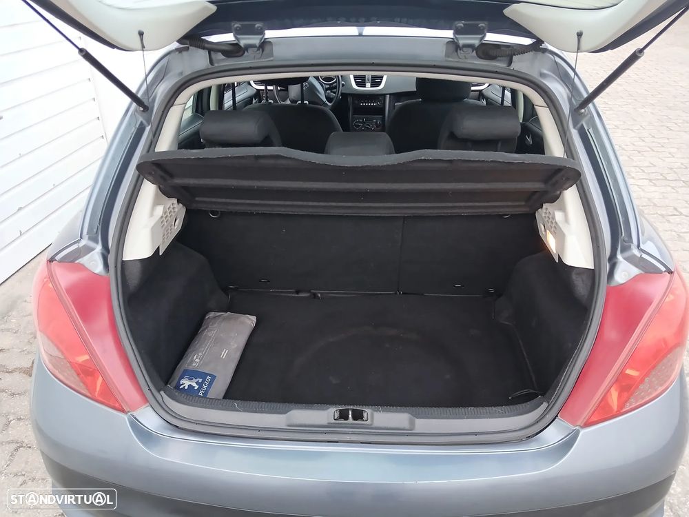 Peugeot 207 1.4 16V Sport - 3