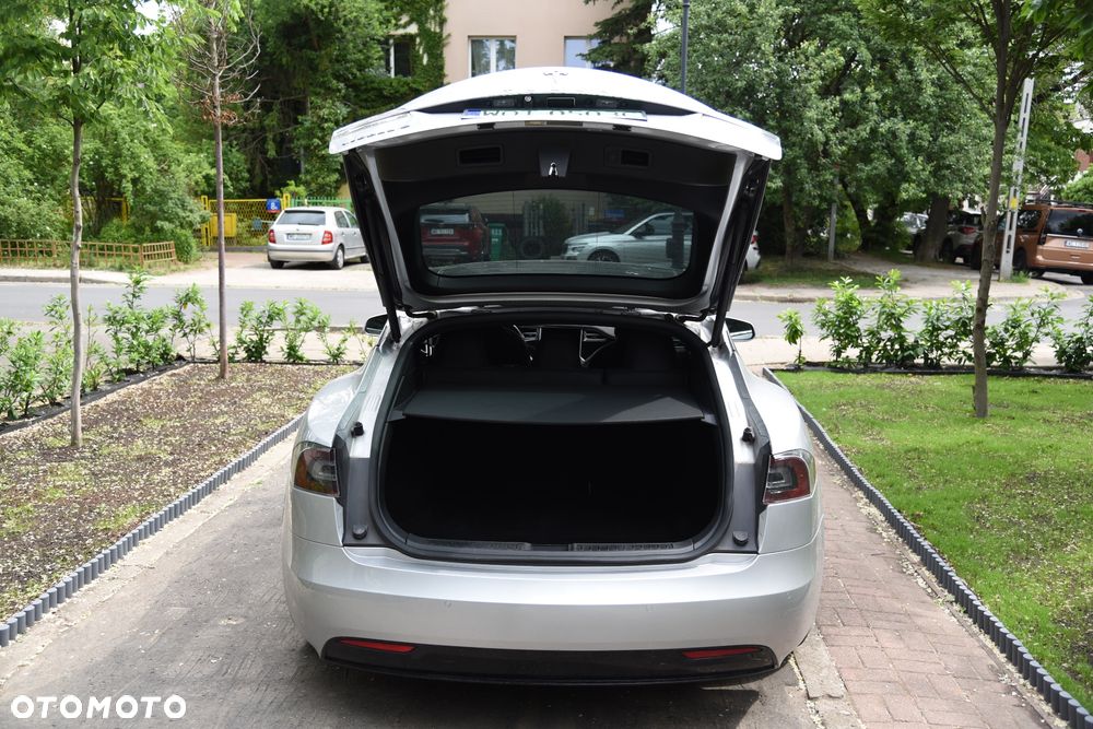 Tesla Model S 75D Allradantrieb - 19