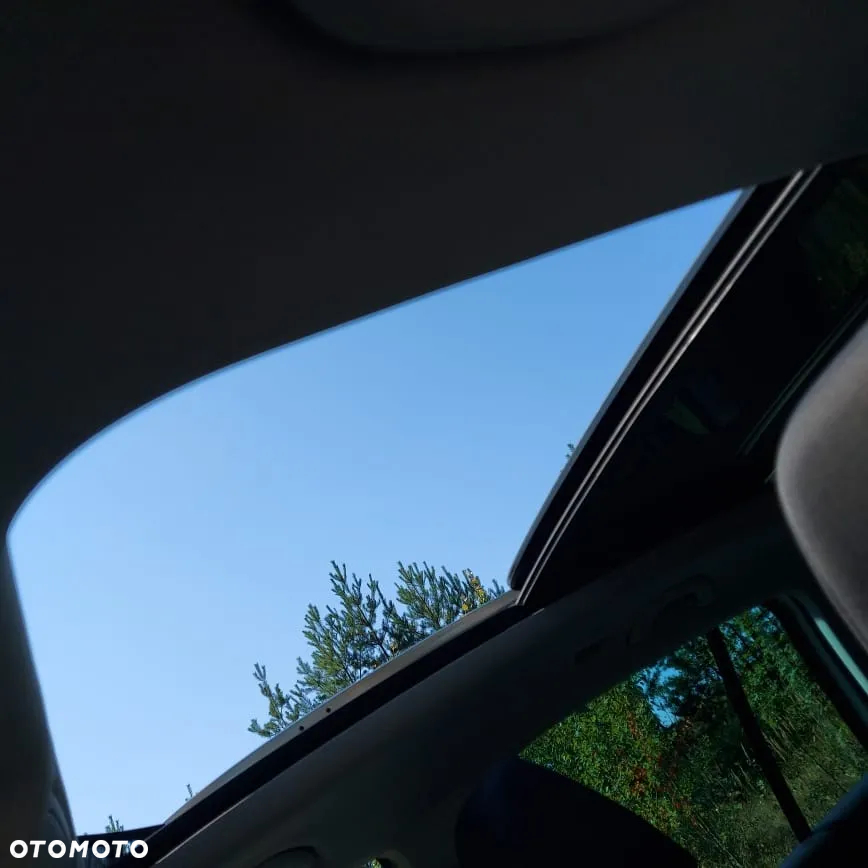 Volkswagen Tiguan - 17