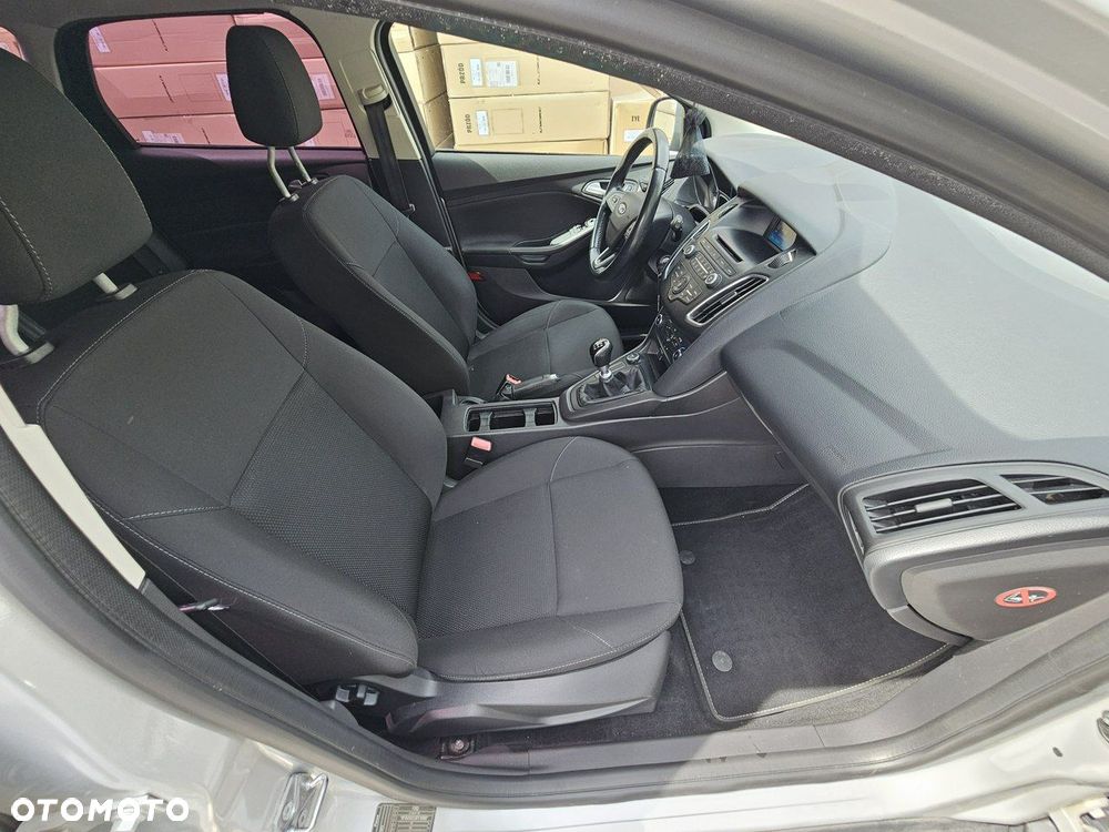 Ford Focus 1.6 TDCi Gold X - 33