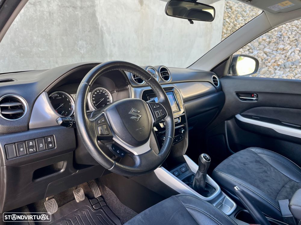 Suzuki Vitara 1.6 VVT Special Edition - 19