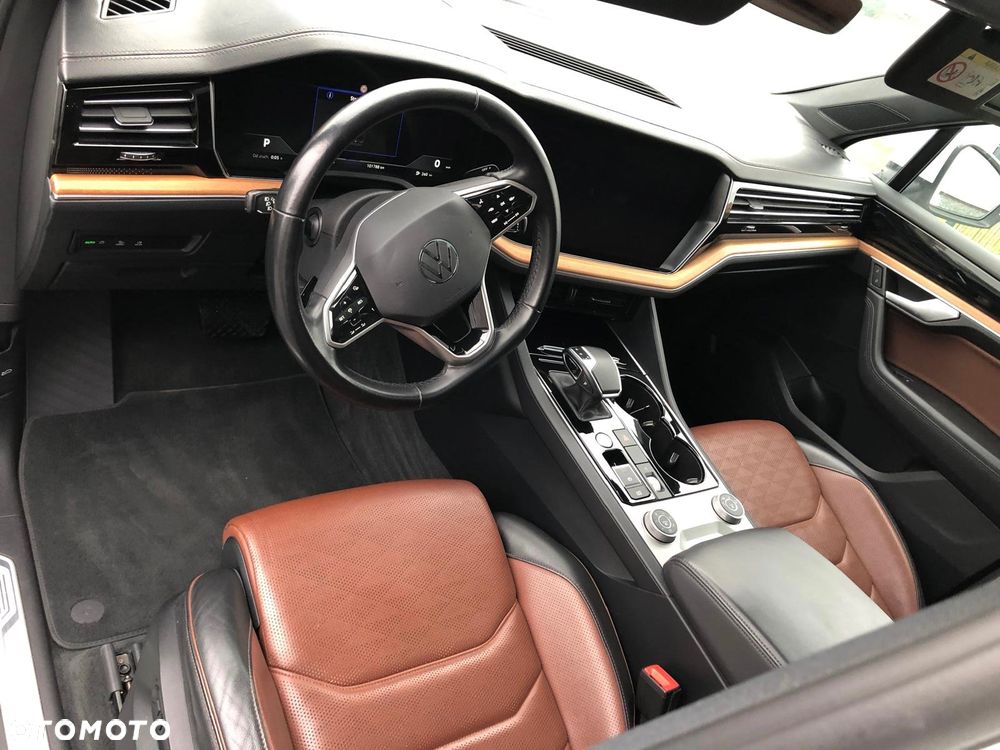 Volkswagen Touareg 3.0 V6 TDI SCR 4Motion Automatik R-Line - 6