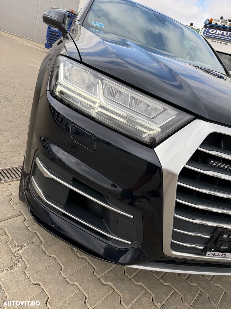 Audi Q7 3.0 TFSI Quattro Tiptronic - 18
