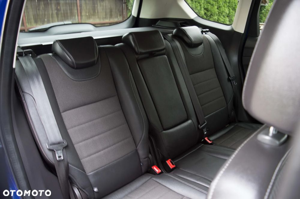 Ford Kuga 2.0 TDCi 2x4 Individual - 37