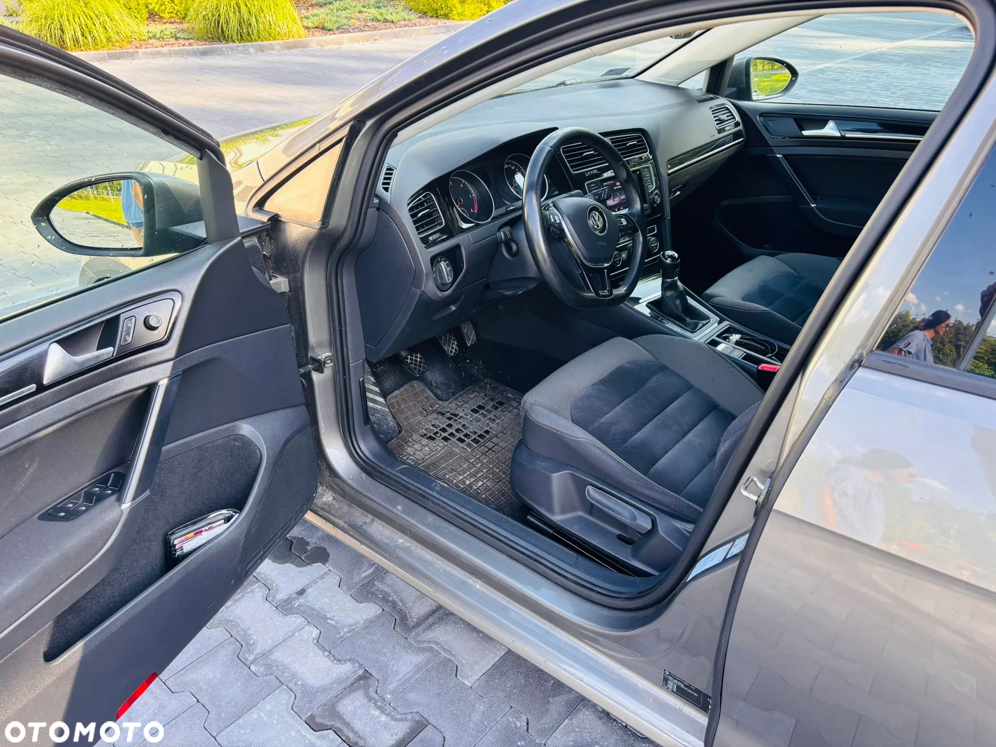 Volkswagen Golf 2.0 TDI (BlueMotion Technology) Highline - 7