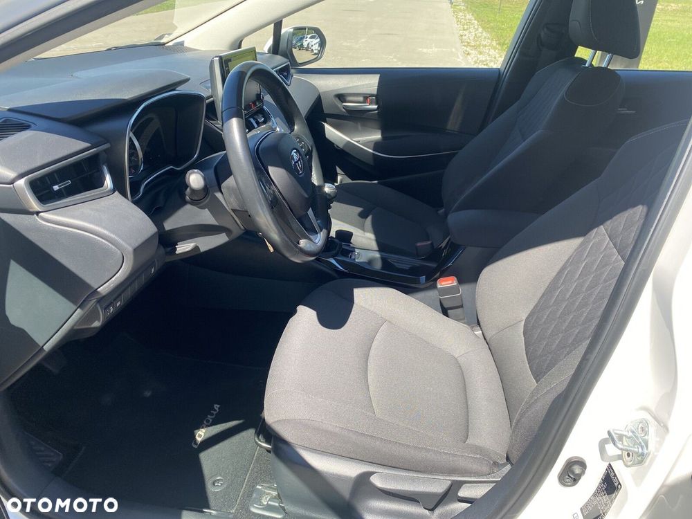 Toyota Corolla - 11