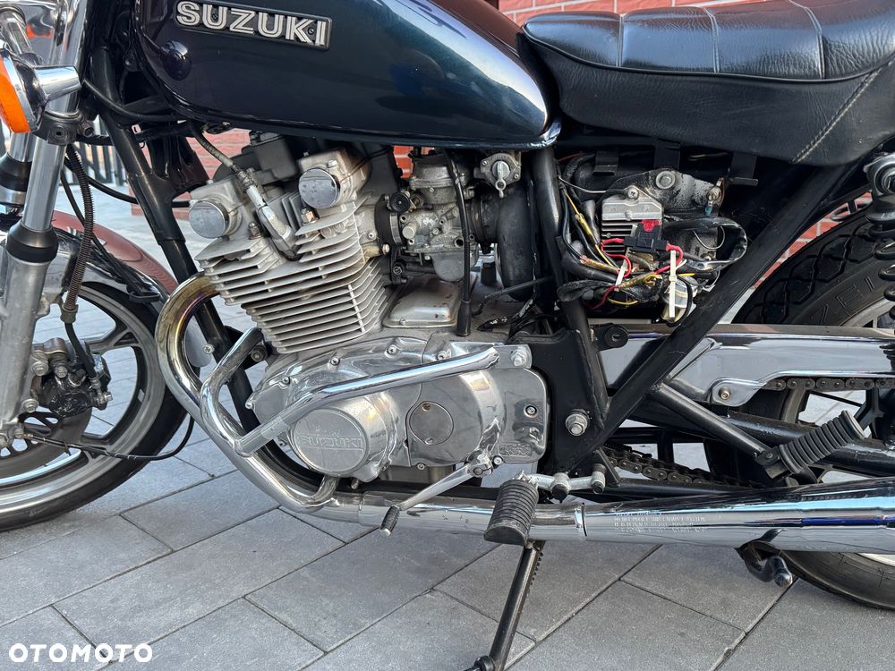 Suzuki GS - 9