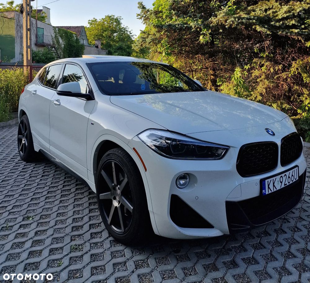 BMW X2 xDrive20i Advantage Plus - 1