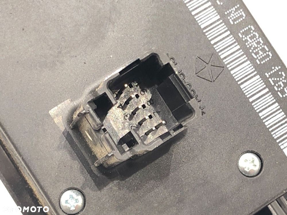 WŁĄCZNIK ŚWIATEŁ NA DESCE  DODGE DAKOTA 2003 - 2022 3.7 157 kW [213 KM] benzyna 2003 - 2022 - 3