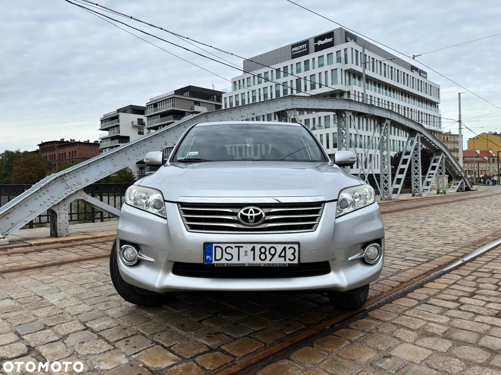 Toyota RAV4 - 25