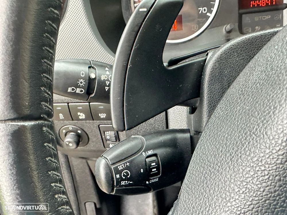 Peugeot PARTNER 1.6 HDi - 12