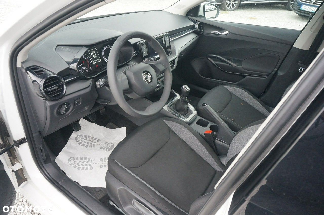 Skoda Fabia 1.0 Active - 19
