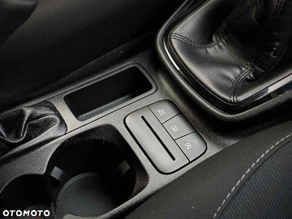 Ford Fiesta 1.1 SYNC Edition - 14