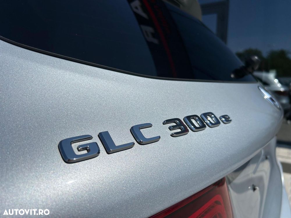 Mercedes-Benz GLC 300 e 4MATIC - 4