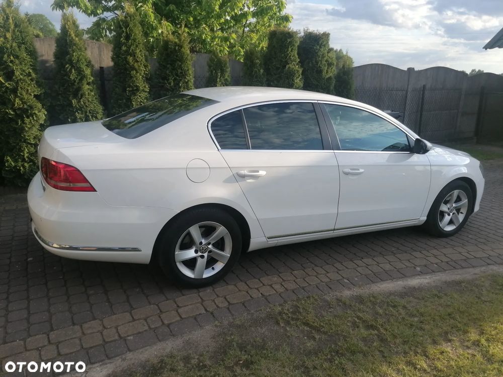 Volkswagen Passat 1.4 TSI BMT Comfortline - 2