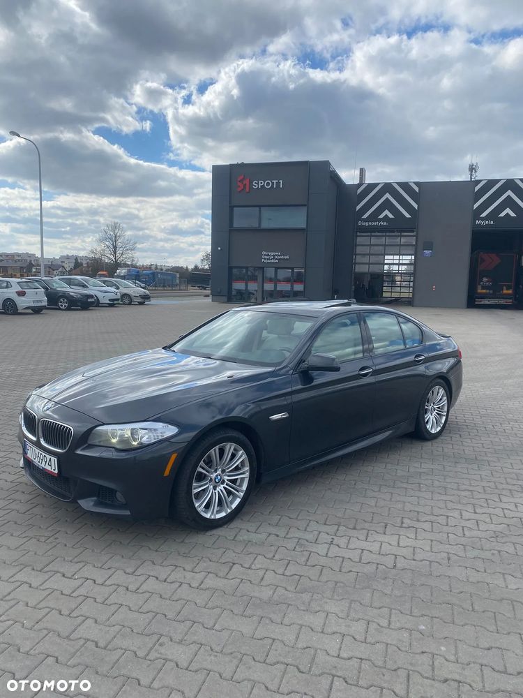 BMW Seria 5 535i xDrive - 9