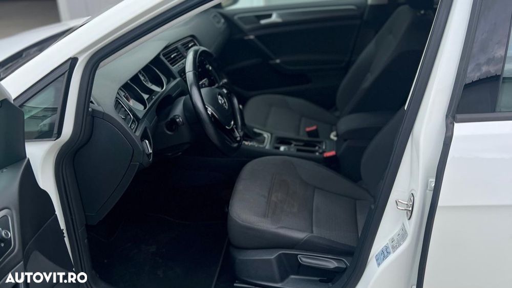 Volkswagen Golf 2.0 TDI (BlueMotion Technology) DSG Comfortline - 11