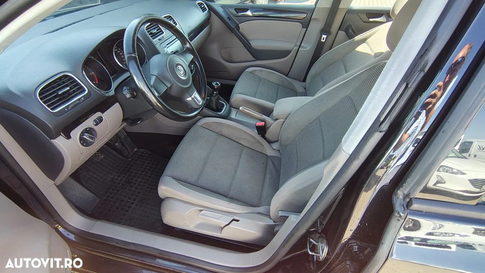 Volkswagen Golf 2.0 TDI Highline - 6