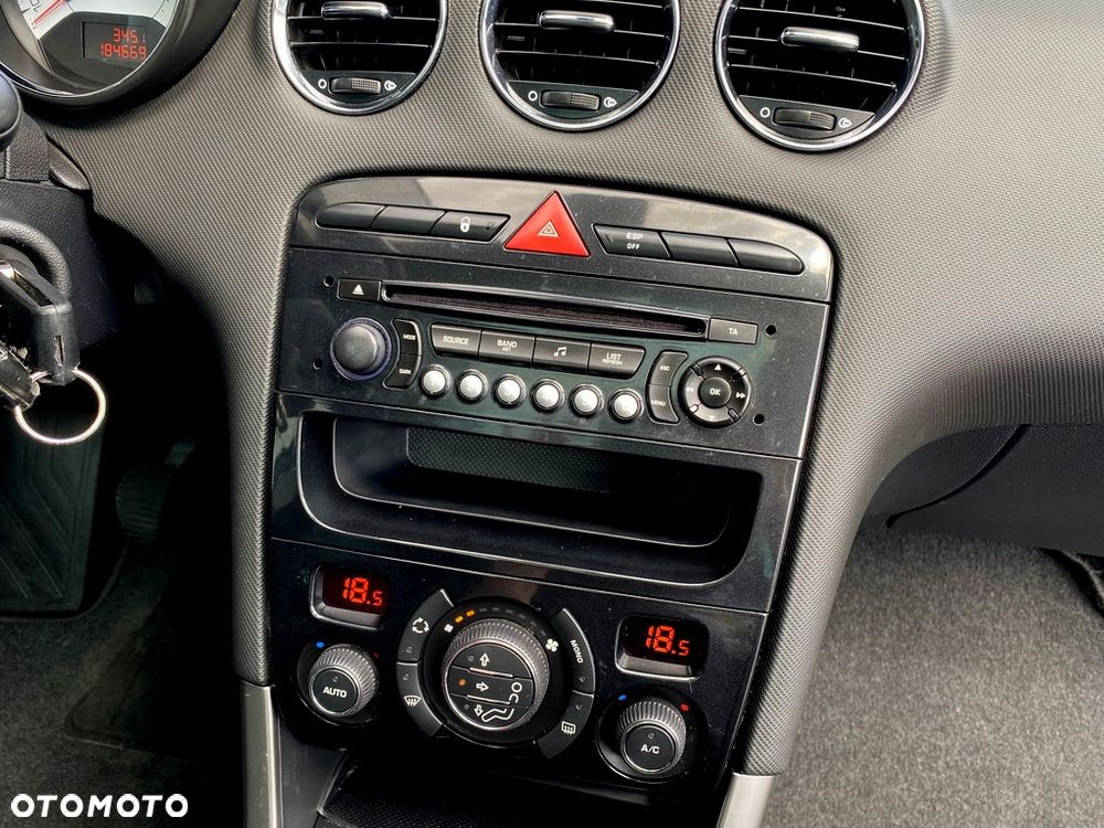 Peugeot 308 1.6 Premium - 12
