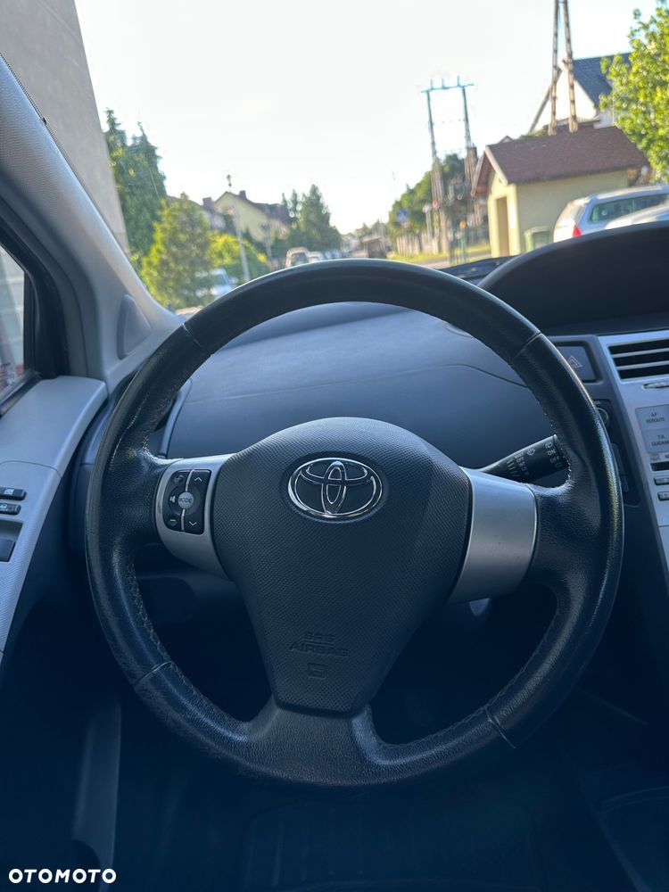 Toyota Yaris 1.4 D-4D Luna - 13
