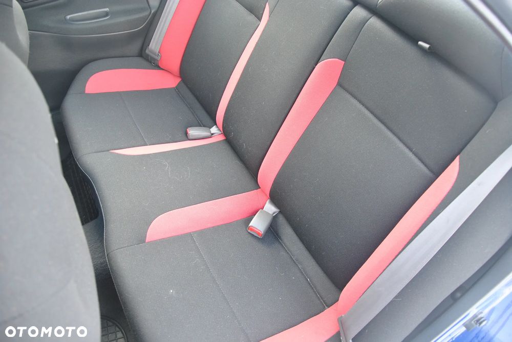 Subaru Impreza 2.0 GT - 37