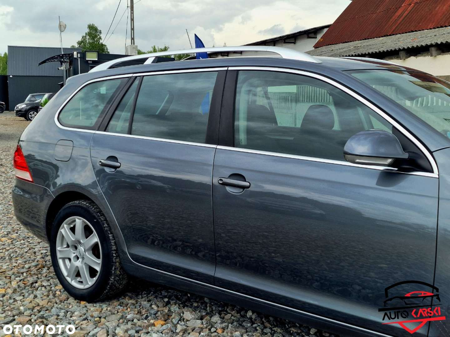 Volkswagen Golf - 11