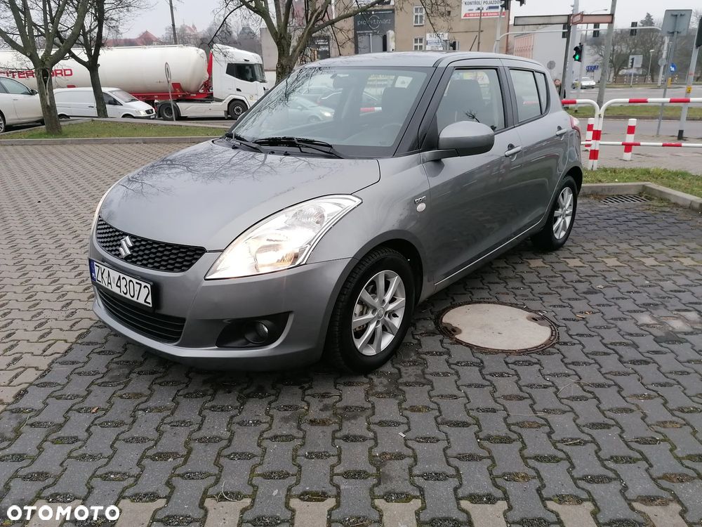 Suzuki Swift - 4