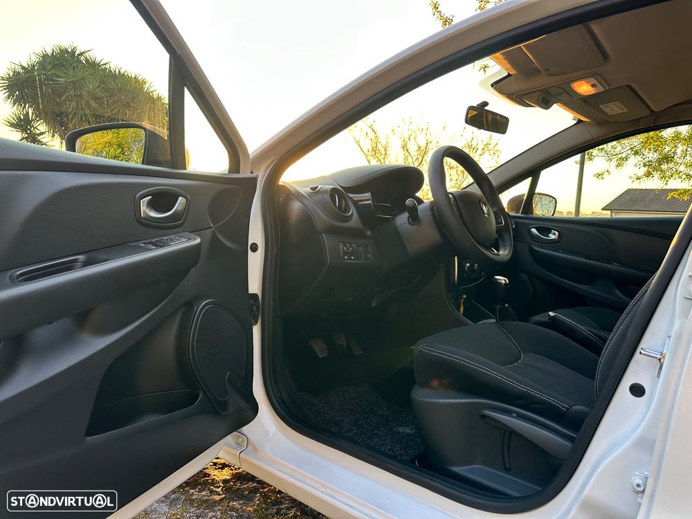 Renault Clio 1.5DCI - 12