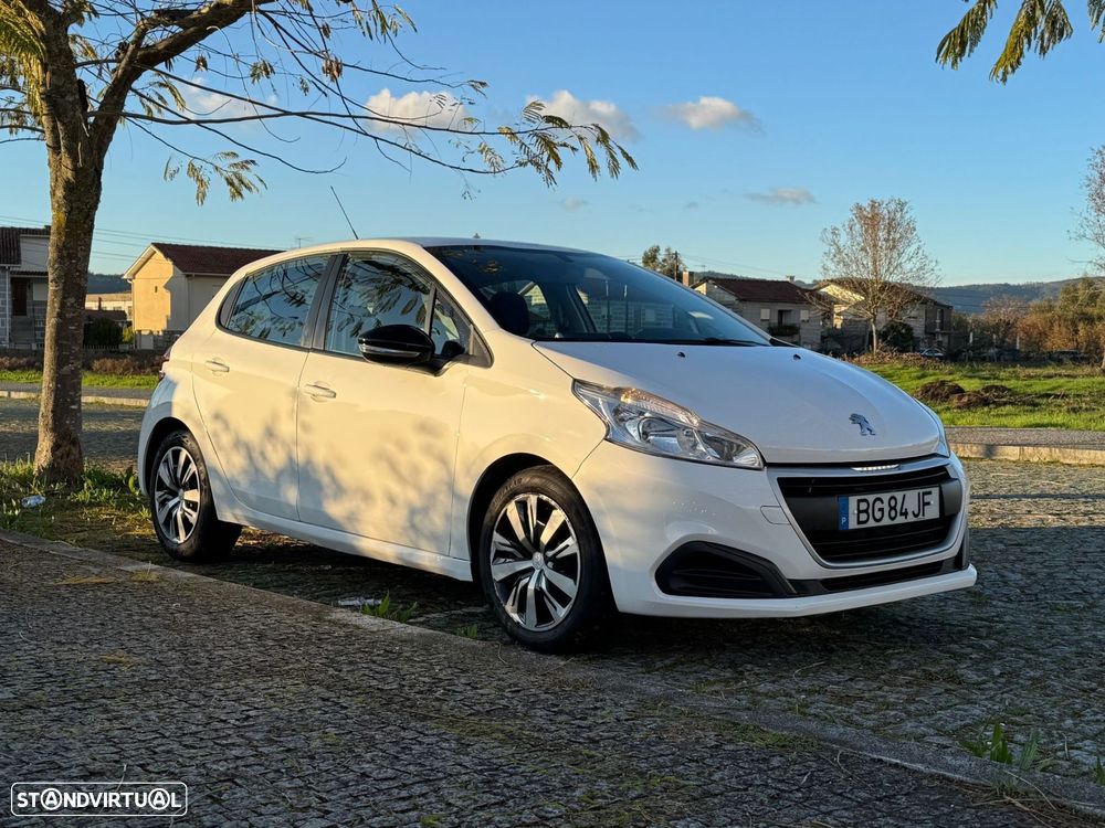 Peugeot 208 1.2 PureTech Active - 5