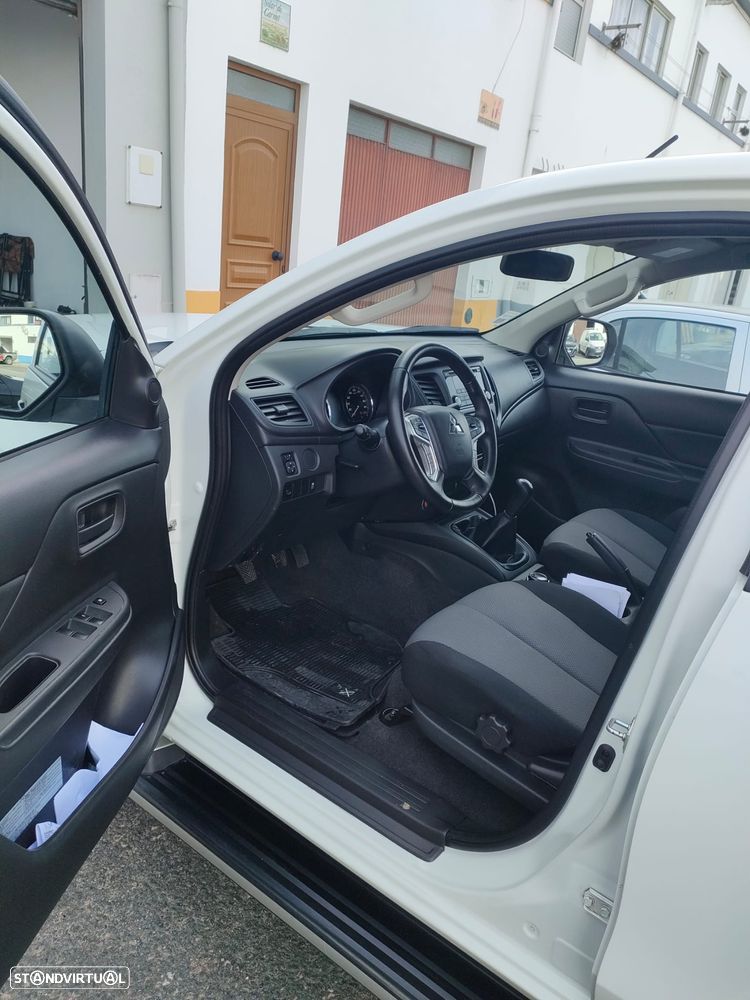 Mitsubishi L200 2.3 DI-D Space Cab Invite 4WD - 8