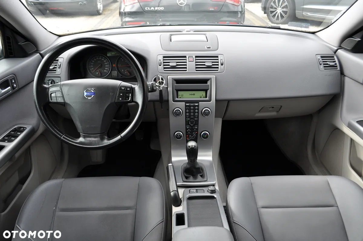 Volvo V50 1.6D DRIVe Kinetic - 24