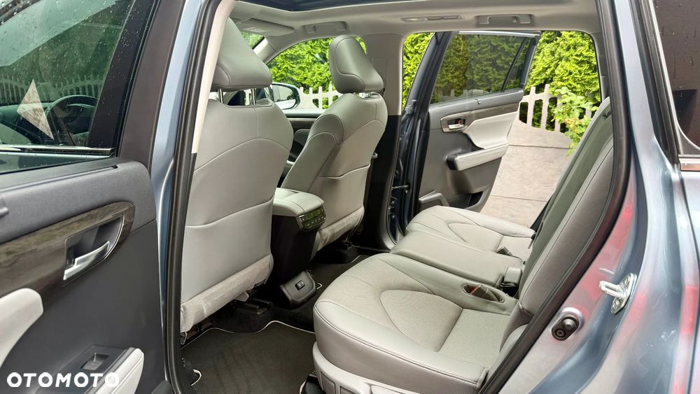 Toyota Highlander - 25