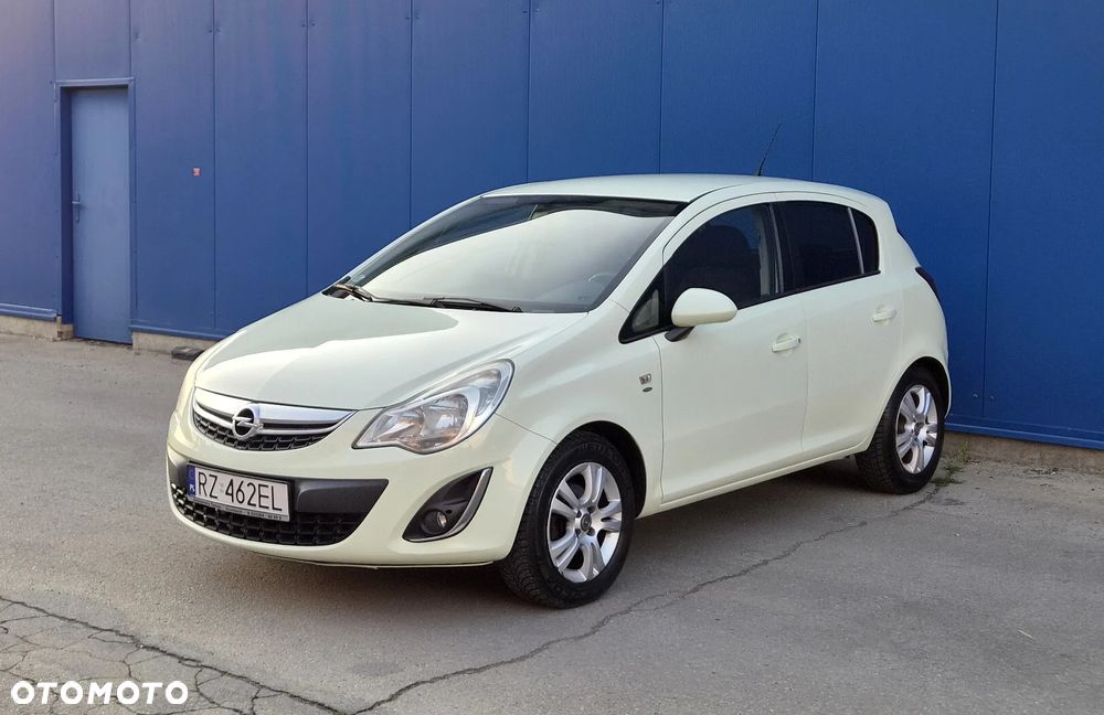 Opel Corsa 1.4 16V Satellite - 1